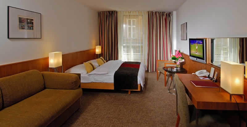 K+k Opera Hotel 4*